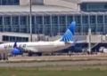 Boeing: Αναγκαστική προσγείωση αεροσκάφους στην Ιαπωνία μετά από «πρόβλημα στο φτερό»