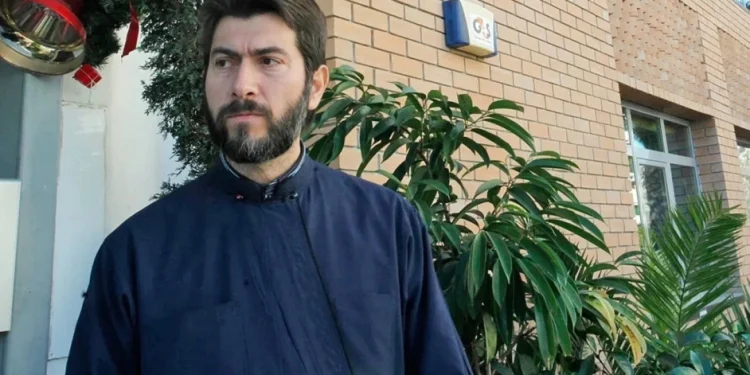 Κιβωτός του Κόσμου: Ξεκίνησε η δίκη του πατέρα Αντώνιου για τις κακοποιήσεις παιδιών