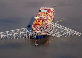 Βαλτιμόρη: Εγκλωβισμένο στο πλοίο παραμένει το πλήρωμα του πλοίου 7 εβδομάδες μετά την κατάρρευση της γέφυρας