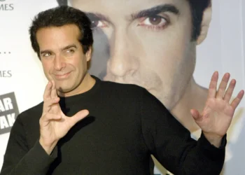 Guardian: Σωρεία καταγγελιών κατά του μάγου Ντέιβιντ Κόπερφιλντ για σεξουαλική παρενόχληση