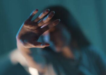 Πύργος: Χτύπησε με παπούτσι την εγκυμονούσα πρώην σύζυγό του