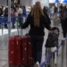 Συνήγορος του Καταναλωτή: Τι συστήνει στις αεροπορικές για αποζημιώσεις αποσκευών