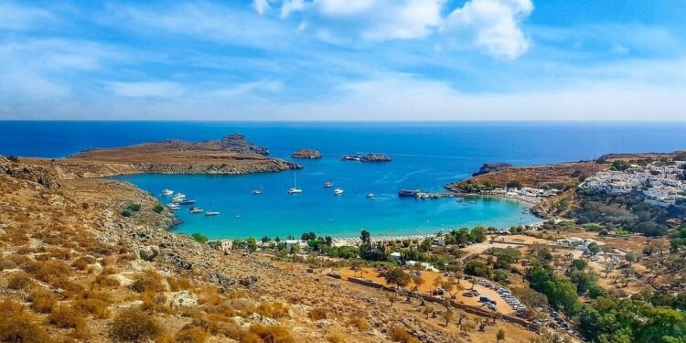 «Κοινωνικός Τουρισμός 2024-2025»: Πότε ανοίγει η πλατφόρμα – Ποιοι οι δικαιούχοι