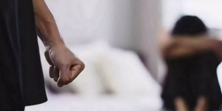 Πάτρα: Δάγκωσε και έκοψε κομμάτι από το αυτί της αδερφής του πάνω σε καυγά