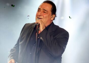 Η βιογραφία του Βασίλη Καρρά: Η απαγωγή στον δρόμο για το πανηγύρι, το σπίτι που χάθηκε στα ζάρια, η γνωριμία με τον Εθνάρχη