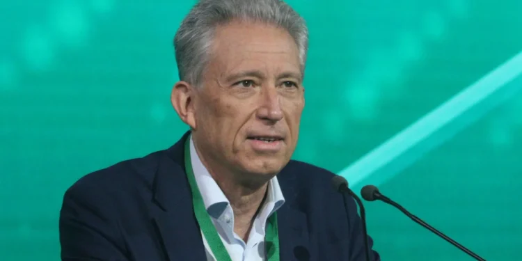 Χρυσόγονος: Ο Κασσελάκης είναι ο Μαυρογυαλούρος του 2024, υπόσχεται τα πάντα στους πάντες