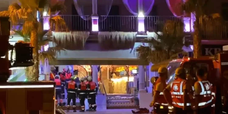 Μαγιόρκα: Αγωνία για δεκάδες εγκλωβισμένους από την κατάρρευση κτιρίου – Από υπερβολικό βάρος η τραγωδία(Βίντεο)