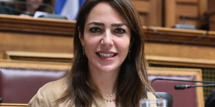 Μιχαηλίδου: Έρχονται οι πρώτοι εργάτες γης από την Αίγυπτο- Κανένας εργαζόμενος της ΛΑΡΚΟ δεν μένει στον δρόμο