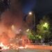 Ανάσταση στο Νέο Κόσμο: Εγινε η νύχτα μέρα με βεγγαλικά και μολότοφ