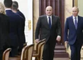 Ρωσία: Ο Πούτιν προτείνει τον εκ νέου διορισμό του Μισούστιν στη θέση του πρωθυπουργού