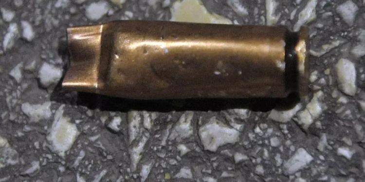 Ηράκλειο: Φόβοι για ενδοοικογενειακή βεντέτα στο Καστέλι πίσω από τους πυροβολισμούς με καλάσνικοφ σε βάρος 23χρονου