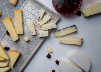 Στη λίστα με τα 10 καλύτερα τυριά του κόσμου ένα ελληνικό: Ποιο βρέθηκε στην κορυφή