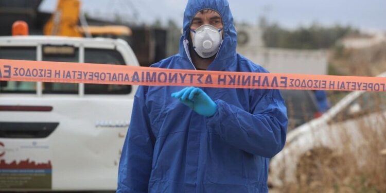 Βραυρώνα: «Το μωρό είχε κακώσεις εν ζωή» – Φίλη της μητέρας περιγράφει το λουτρό αιματος στο δωμάτιο