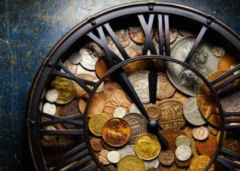 Από πού προήλθαν τα χρήματα και πώς έφτασαν να κυριαρχούν στη ζωή μας