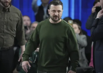 Ο Ζελένσκι αναμένει ευρύτερη επίθεση της Ρωσίας -«Οχι» σε Μακρόν για Ολυμπιακή εκεχειρία