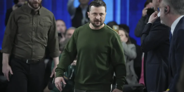 Ο Ζελένσκι αναμένει ευρύτερη επίθεση της Ρωσίας -«Οχι» σε Μακρόν για Ολυμπιακή εκεχειρία