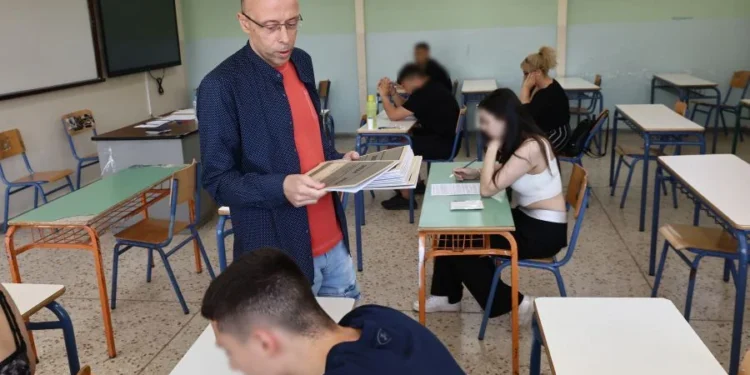 Πανελλήνιες 2024: Πότε οι κωδικοί για το μηχανογραφικό – Όσα πρέπει να ξέρουν οι υποψήφιοι