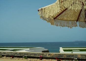 Φεύγει ο καύσωνας αύριο, έρχονται βοριάδες το Σάββατο