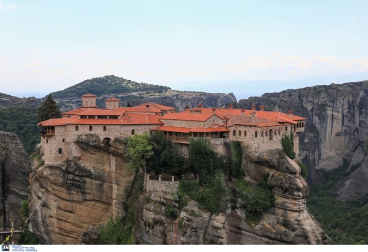 Υπάλληλος του δήμου Μετεώρων εμφανίστηκε στη δουλειά μετά από 13 χρόνια – Έλειπε με αναρρωτική