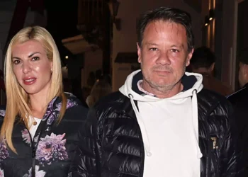 Τα πρώτα λόγια της Πολυζωγοπούλου μετά τον ξυλοδαρμό: «Είμαι σε άθλια κατάσταση» – Καταθέτει αίτηση διαζυγίου