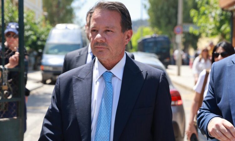 Απόστολος Λύτρας: Δέχτηκε επίθεση από κρατούμενο – «Οι αρσενικοί δεν συμπεριφέρονται έτσι»