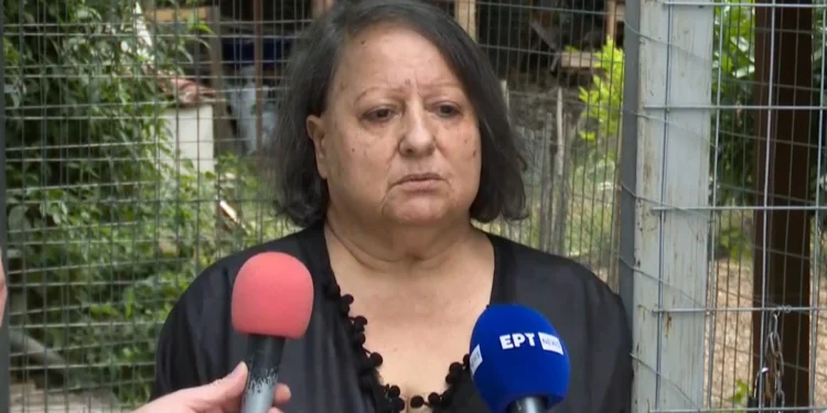 Καλαμάτα; Συνελήφθησαν οι γονείς της 29χρονης που την υποχρέωναν να ζει σε ξύλινο κλουβί