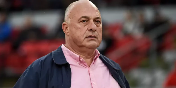 Ο Αχιλλέας Μπέος ανακοίνωσε την υποψηφιότητά του για πρόεδρος της Super League 1