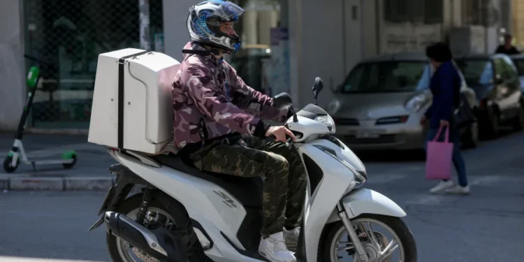 Υποχρεωτική απαγόρευση delivery αύριο
