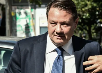 Ολοκληρώθηκε η απολογία του Απόστολου Λύτρα για τον ξυλοδαρμό της συζύγου του -Αποφασίζεται αν θα προφυλακιστεί