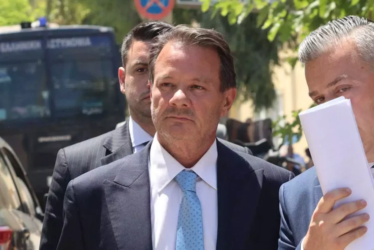 Απόστολος Λύτρας: Από κατήγορος κατηγορούμενος ο γνωστός ποινικολόγος που έλεγε «πρέπει οι ποινές για ενδοοικογενειακή βία να γίνουν βαρύτερες»