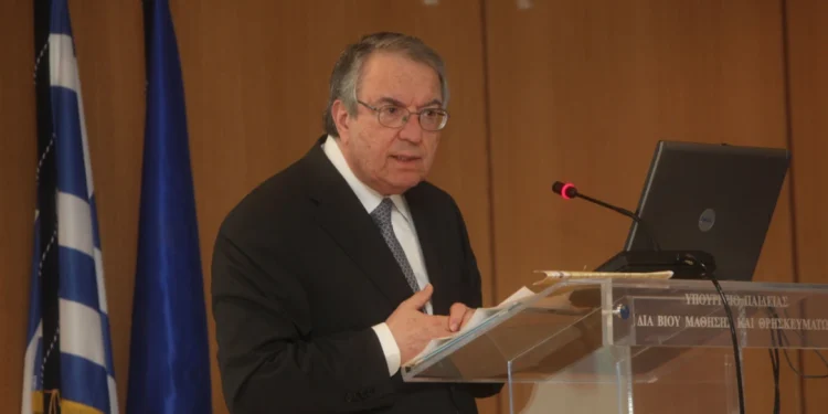 Ο Μπαμπινώτης εξηγεί τη σπουδαιότητα της ελληνικής γλώσσας για την Ευρώπη – Ποιες είναι οι σημαντικές λέξεις