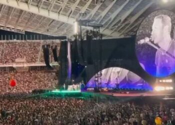 Coldplay: Σείστηκε το ΟΑΚΑ! Οι επώνυμοι που έδωσαν το παρών και τα συγκινητικά λόγια του Κρις Μάρτιν