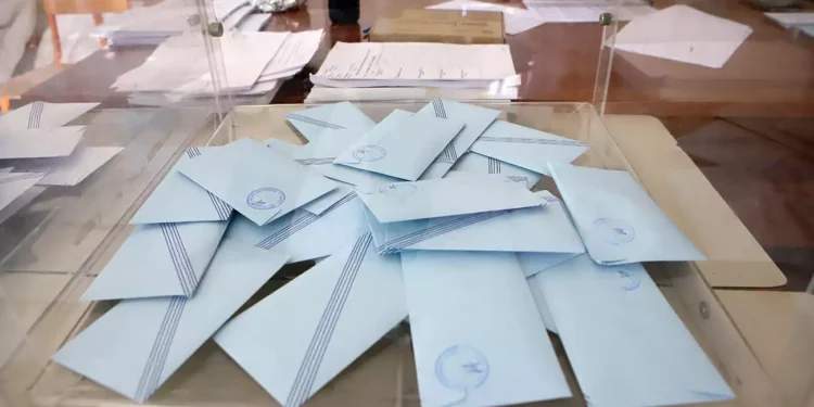 Ευρωεκλογές 2024: Που ψηφίζω, πόσους σταυρούς βάζω και τι ισχύει με την εκλογική άδεια