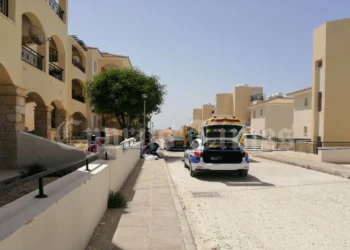 Κύπρος: Μαχαίρωσε τη σύζυγό του και την πέταξε από το μπαλκόνι