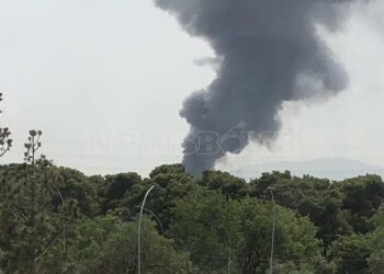 Μεγάλη φωτιά τώρα στην Κάτω Κηφισιά – Ισχυρή έκρηξη σε εργοστάσιο