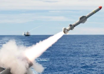 Υεμένη: Οι Χούτι χτύπησαν με πυραύλους και drones τρία πλοία σε Ερυθρά και Αραβική Θάλασσα