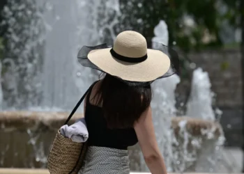 Καιρός: Υποχωρεί σήμερα ο καύσωνας, ανάσα δροσιάς το Σαββατοκύριακο -Βροχές στα βόρεια, δείτε αναλυτικά