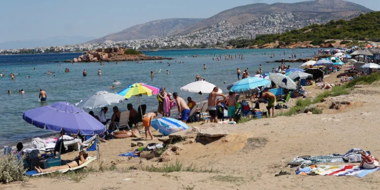 Καιρός: Ανεβαίνει σταδιακά η θερμοκρασία, θερμή εισβολή με 40άρια από τη Δευτέρα – Πολλές περιοχές στο «κόκκινο»