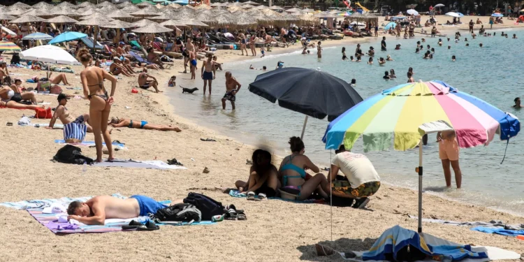 Μίνι καύσωνας σήμερα -Οι 10 περιοχές που φλερτάρουν με τα πρώτα 40άρια