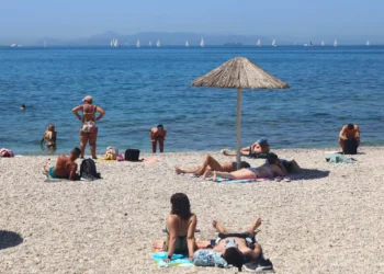 Καιρός: Διαδοχικά κύματα ζέστης μέχρι τις 15 Ιουνίου – Σε ποιες περιοχές η θερμοκρασία θα φτάσει τους 40°C