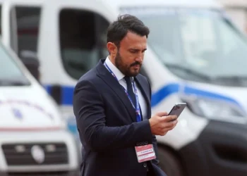 Καρυπίδης για Μαρινάκη: «Αν μπορούσε θα έπαιρνε το Μαξίμου για τους διαιτητές που θέλει»