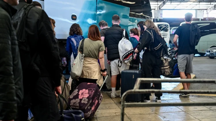 Ευρωεκλογές: Έκπτωση 25% στα ΚΤΕΛ για ψηφοφόρους, δικαστικούς αντιπροσώπους και εφόρους για διανομαρχιακές μετακινήσεις