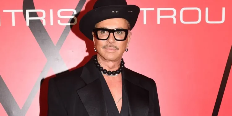 Γαβαλάς – Καραγιάννης: Ένταση σε εκπομπή – Εσύ μίλα για την εκκλησία κι άσε να μιλήσω εγώ για τη φυλακή, είπε ο σχεδιαστής