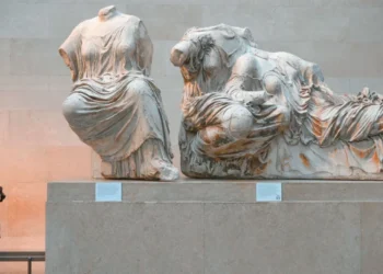 Γλυπτά του Παρθενώνα: Η Τουρκία ακυρώνει το φιρμάνι πώλησης των Μαρμάρων στον Έλγιν