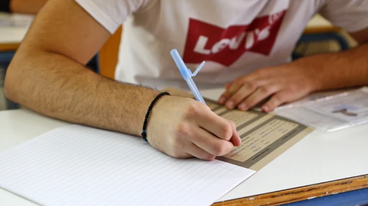 Πανελλαδικές 2024: Δείτε τα θέματα σε Υγιεινή, Προγραμματισμό Υπολογιστών, Αρχές Οργάνωσης και Διοίκησης, Στοιχεία Μηχανών