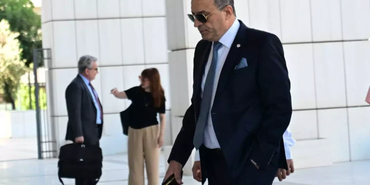 Σπαρτιάτες: Στις 16 Ιουλίου η δίκη για εξαπάτηση εκλογέων – 13 στο εδώλιο, ο Κασιδιάρης ως ηθικός αυτουργός