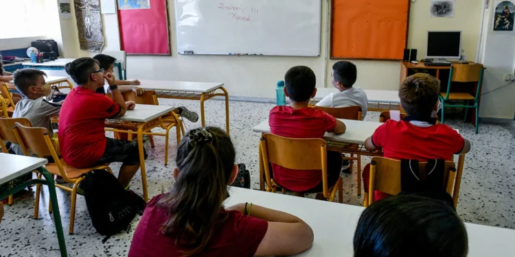 Έρευνα PISA (ΟΟΣΑ) – Στην ομάδα με τις χαμηλότερες επιδόσεις στη δημιουργική σκέψη οι Έλληνες μαθητές