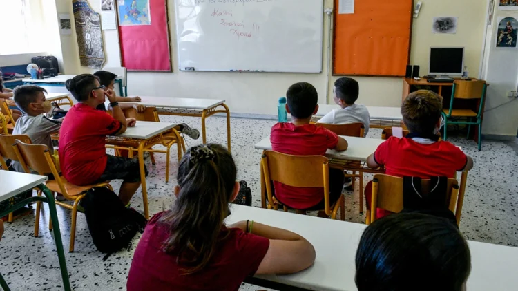 Έρευνα PISA (ΟΟΣΑ) – Στην ομάδα με τις χαμηλότερες επιδόσεις στη δημιουργική σκέψη οι Έλληνες μαθητές