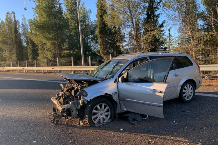 Χαλκιδική: Τρεις τραυματίες μετά από σύγκρουση δύο αυτοκινήτων – Τους απεγκλώβισε η Πυροσβεστική