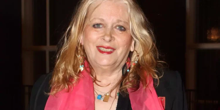 Νόρα Βαλσάμη: Νέος Γολγοθάς για την ηθοποιό – Νοσηλεύεται στο νοσοκομείο Σύρου